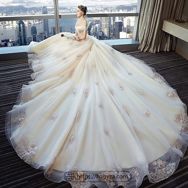 VÁY CƯỚI TRỄ VAI ĐÍNH ĐÁ SANG TRỌNG-LT244 - VÁY CƯỚI CAO CẤP LINH NGA BRIDAL