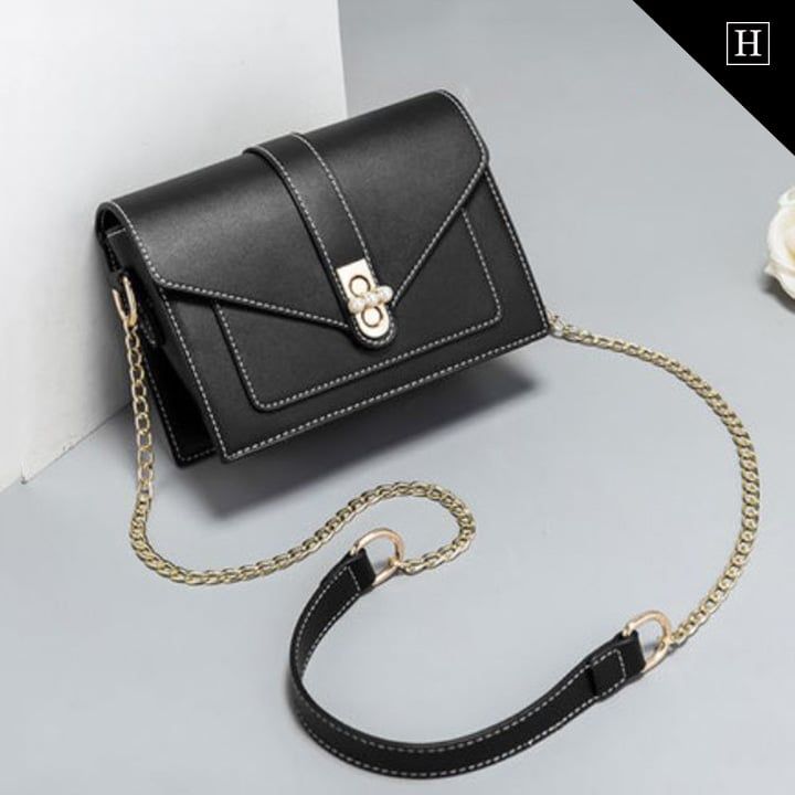 Túi Messenger Nữ Viền Chỉ Trắng Khóa Ngọc Trai