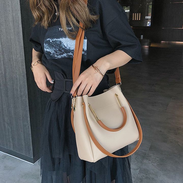 Túi Tote nữ phối quai xách kim loại