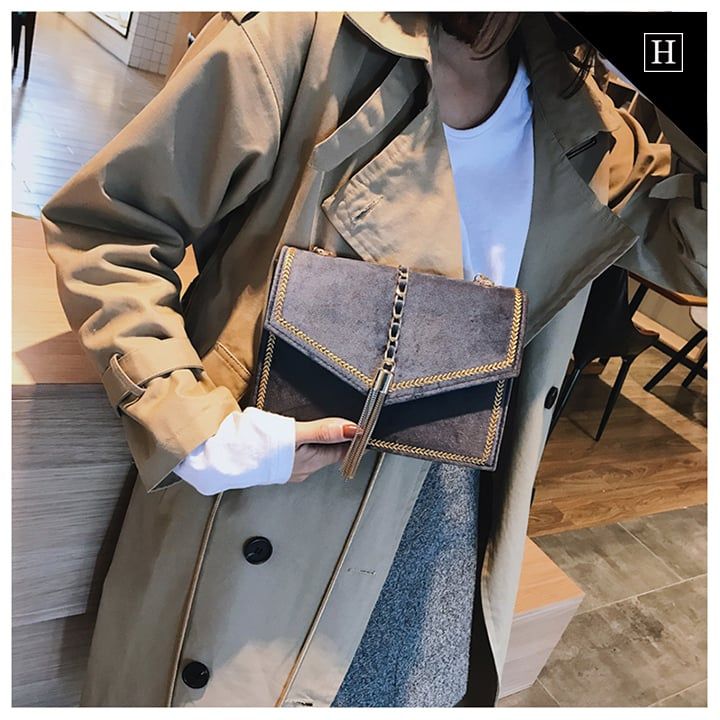 Túi đeo chéo da lộn nữ viền vàng H-633