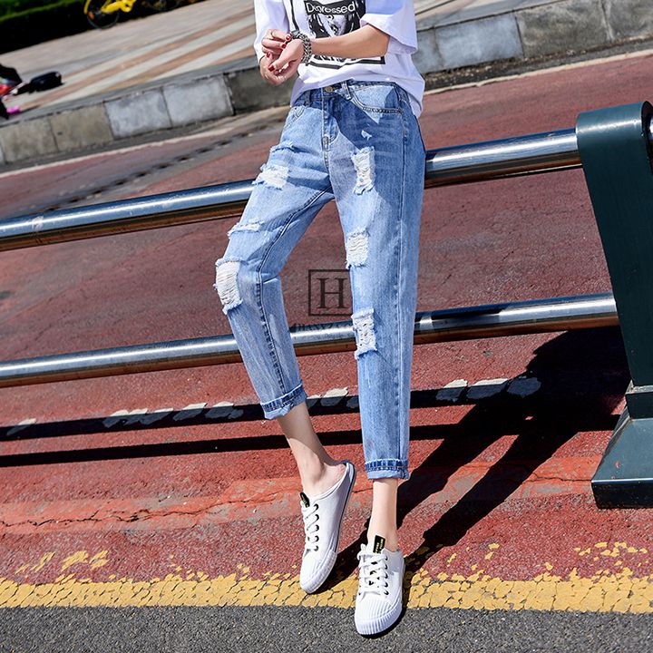 Quần jean nữ ống thẳng mài rách thời trang