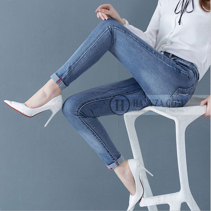Quần jean nữ ống côn co giãn thon gọn
