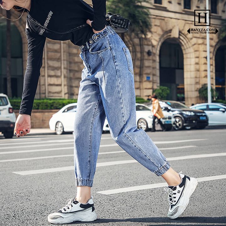 Quần jean nữ thon gọn phong cách retro
