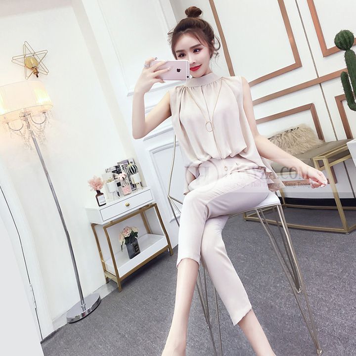 Bộ 2 mảnh nữ sát nách quần ống côn thời trang