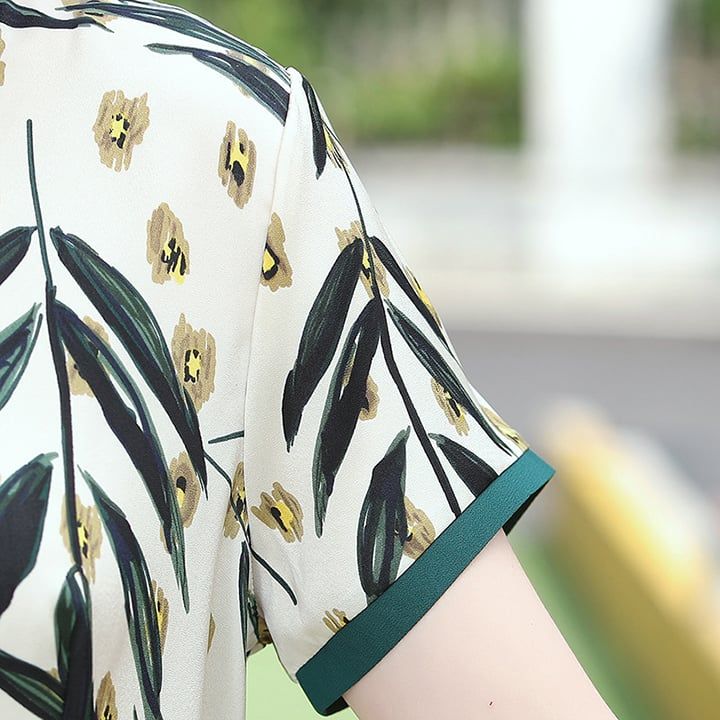 Váy trung niên nữ ngắn tay hoạ tiết in hình lá