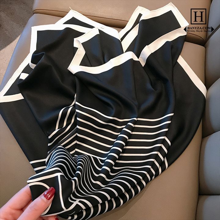 Khăn quàng cổ nữ vuông 90cm kẻ sọc