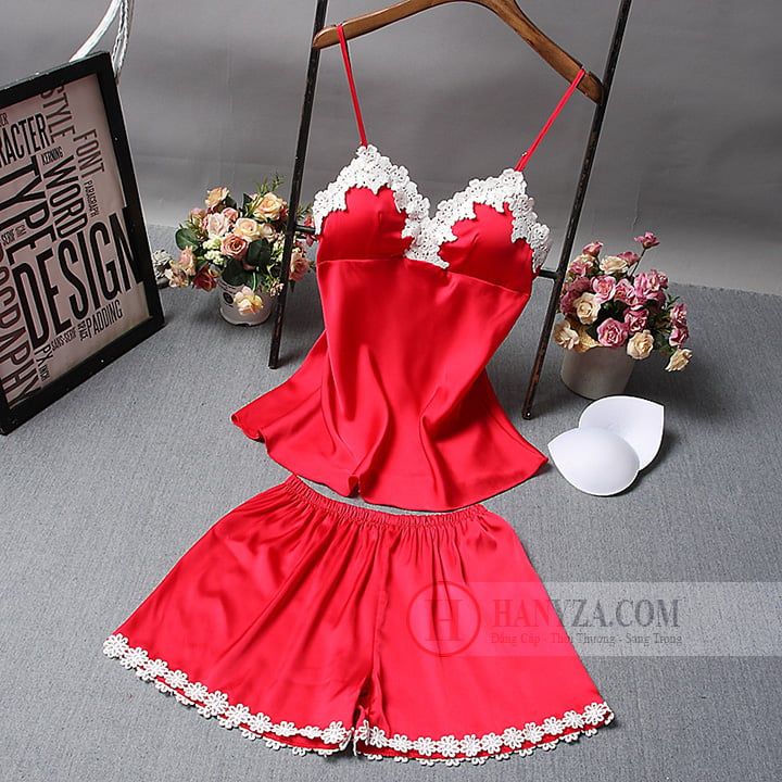 Bộ quần áo ngủ lụa nữ dáng ngắn phối ren