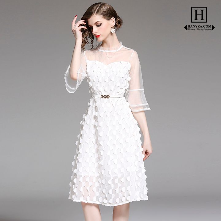 Váy ren nữ tay chuông