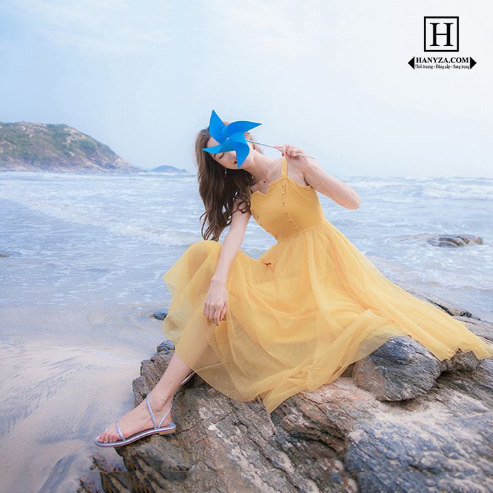 Váy voan nữ cổ vuông chữ V