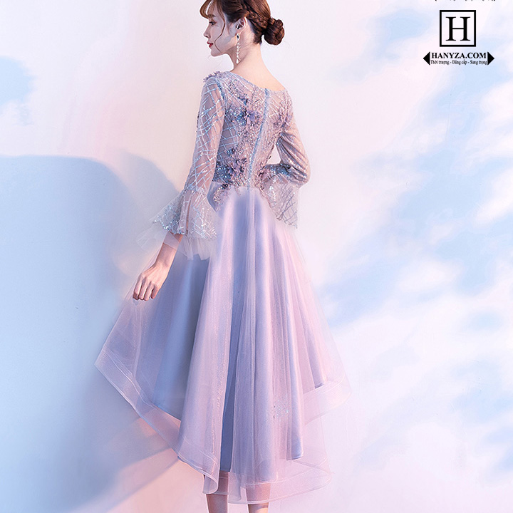 Váy nữ đuôi tôm phủ ren đính hoa 3D