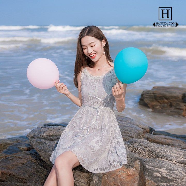 Váy ngắn nữ ren rỗng hình hươu