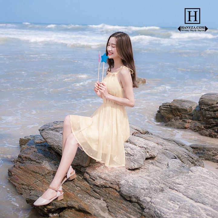 Váy nữ 2 dây phong cách dễ thương