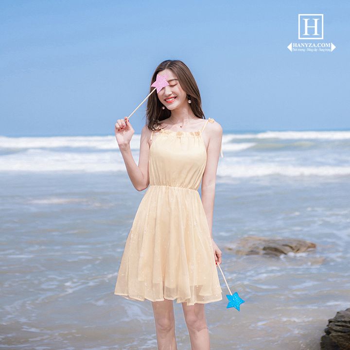 Váy nữ 2 dây phong cách dễ thương