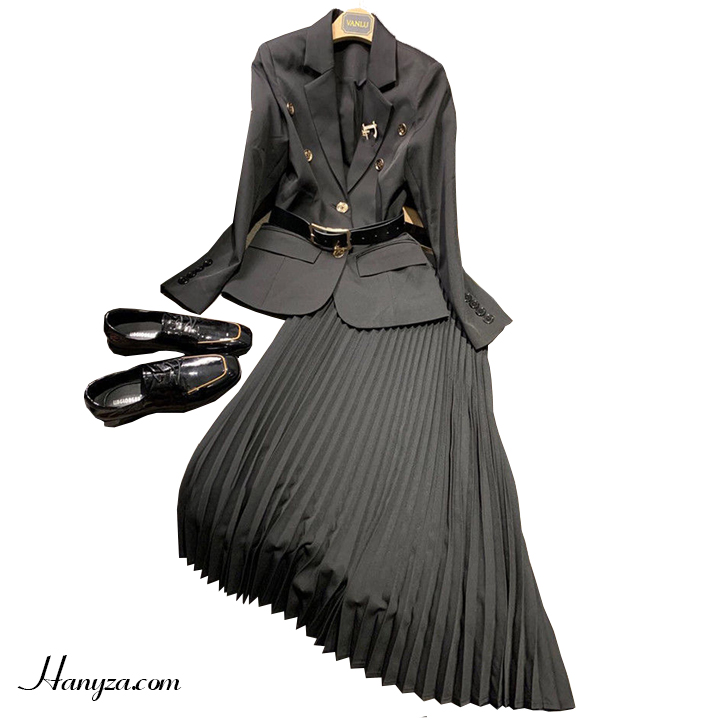 Bộ blazer kèm váy mỏng xếp ly nhẹ nhàng