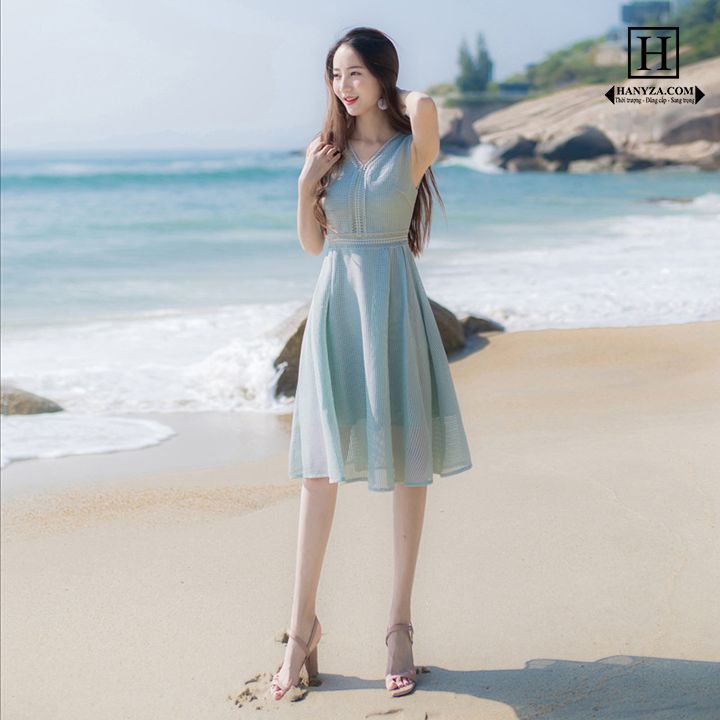 Váy nữ cổ chữ V bóp eo dễ thương