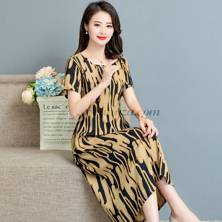 Váy nữ trung niên phối hình hoa súng