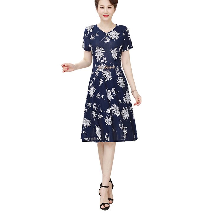 Váy nữ trung niên cổ chữ V in hoa