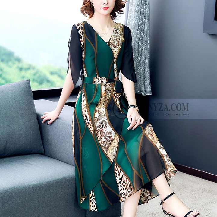 Váy nữ dáng dài tay voan phối họa tiết lạ