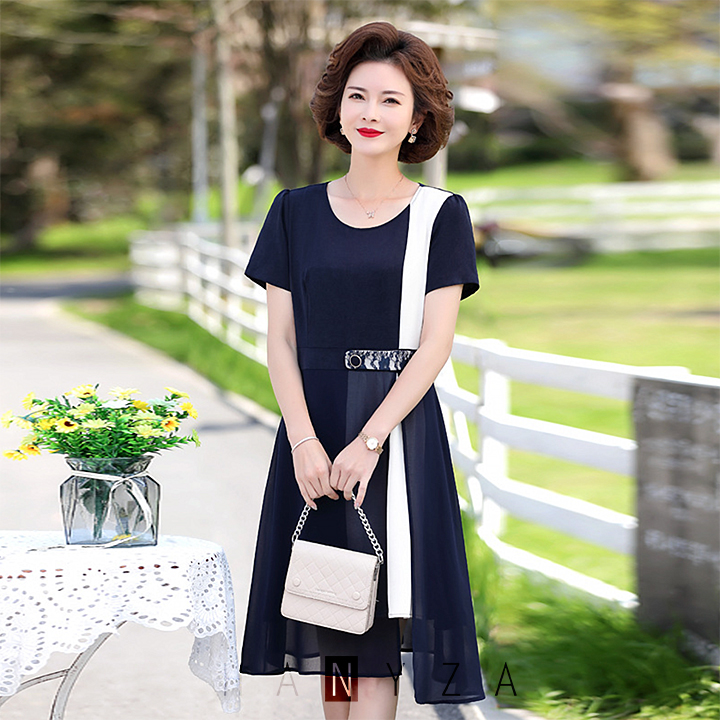 Váy nữ trung niên 2 lớp cổ tròn màu đối xứng