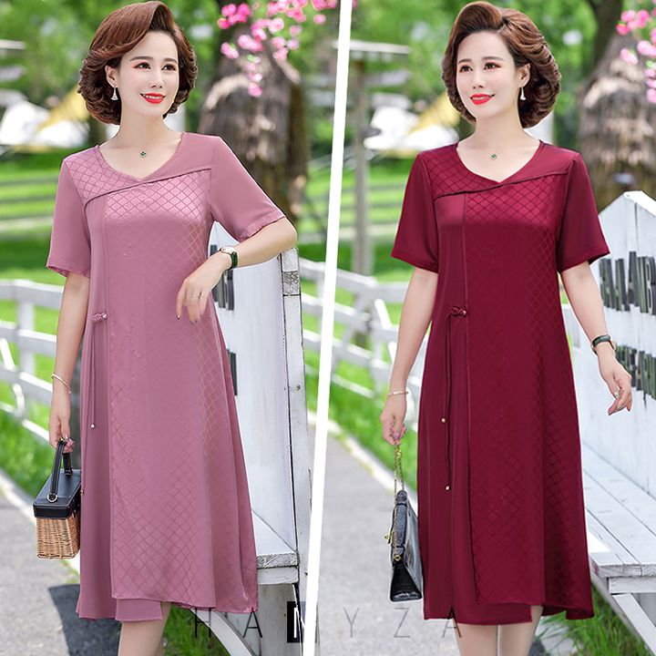 Váy trung niên nữ dáng suông phong cách phương Tây