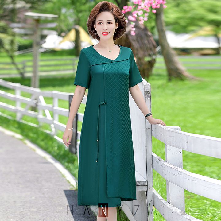 Váy trung niên nữ dáng suông phong cách phương Tây