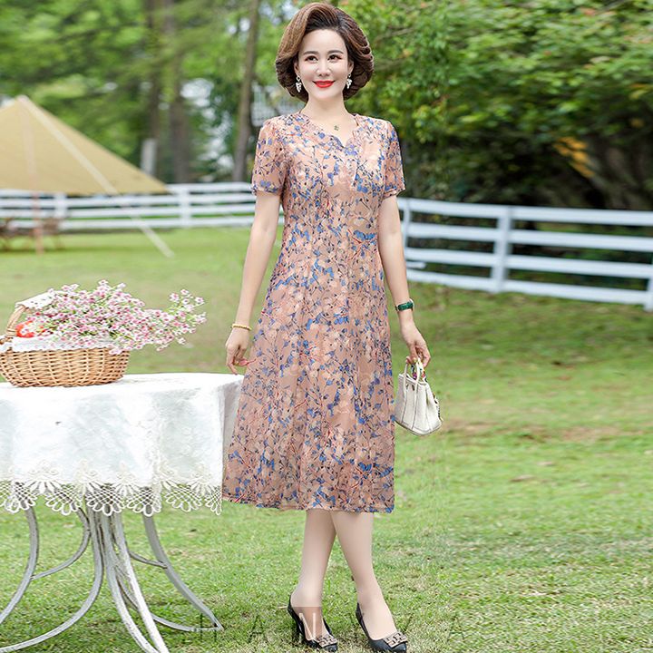 Váy trung niên nữ hai lớp in hoa lá cổ viền ren