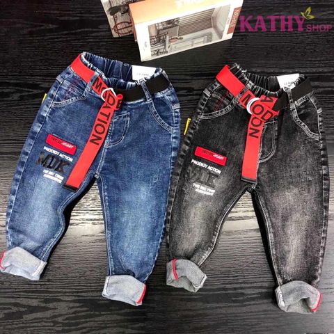 Quần jeans dài bé trai in chữ cá tính