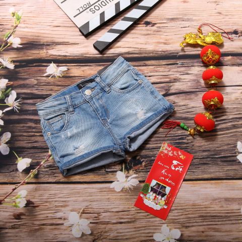 Quần short jeans bé gái kiểu wash sành điệu 