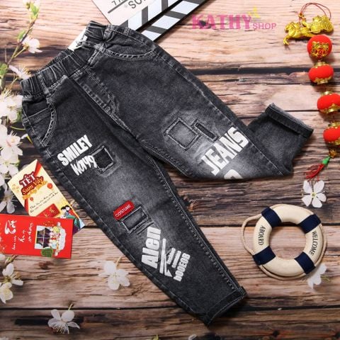 Quần jeans dài bé trai in chữ cá tính