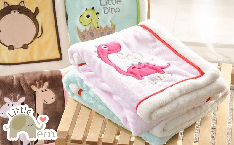 Chăn lông tuyết mịn dày dặn cho bé kích thước 75 x 100cm _ Cute animal – Little Nem Chăn lông tuyết mịn dày dặn cho bé kích thước 75 x 100cm _ Cute animal – Little Nem