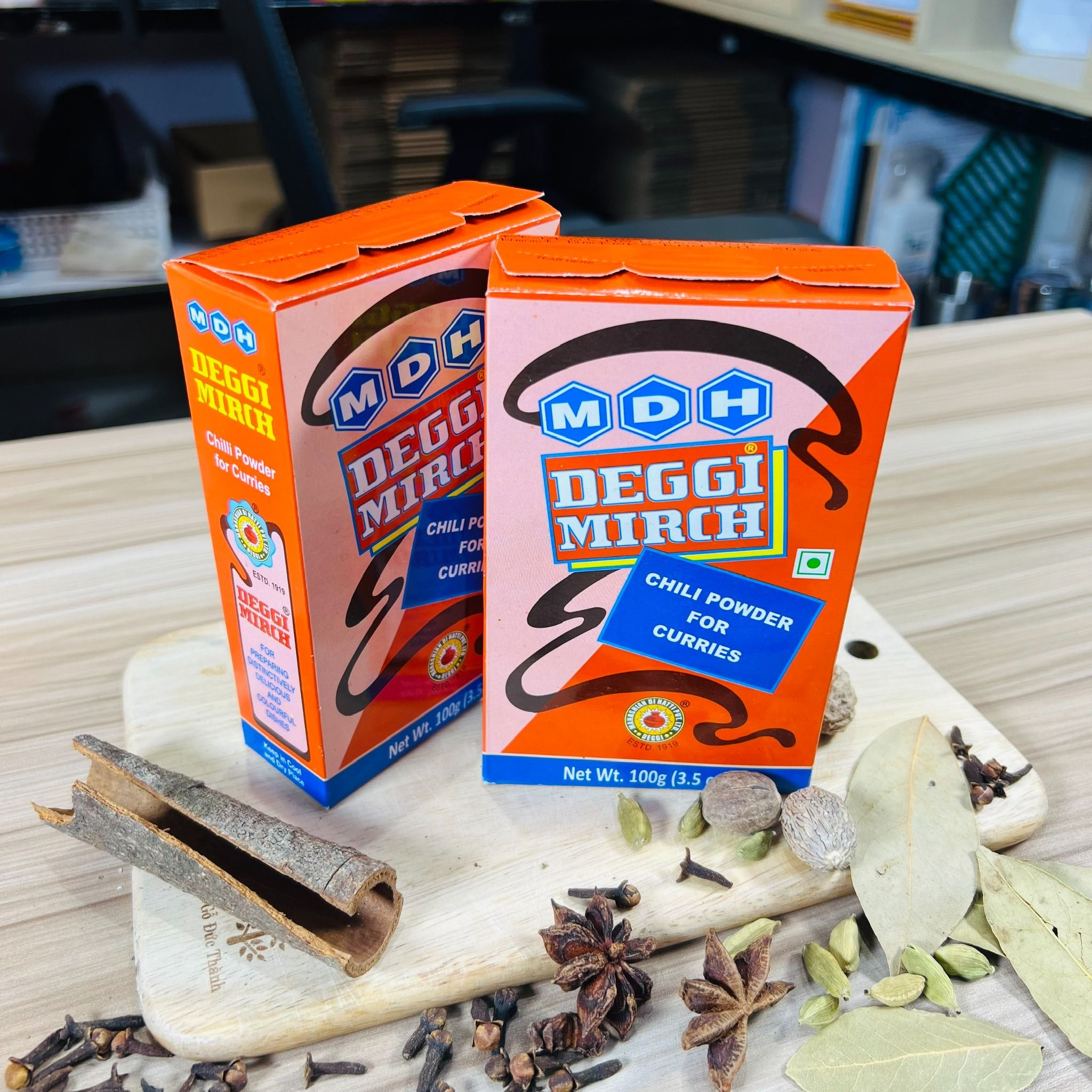 bot-ot-an-do-mdh-deggi-mirch-chilli-powder-for-curries-100gr