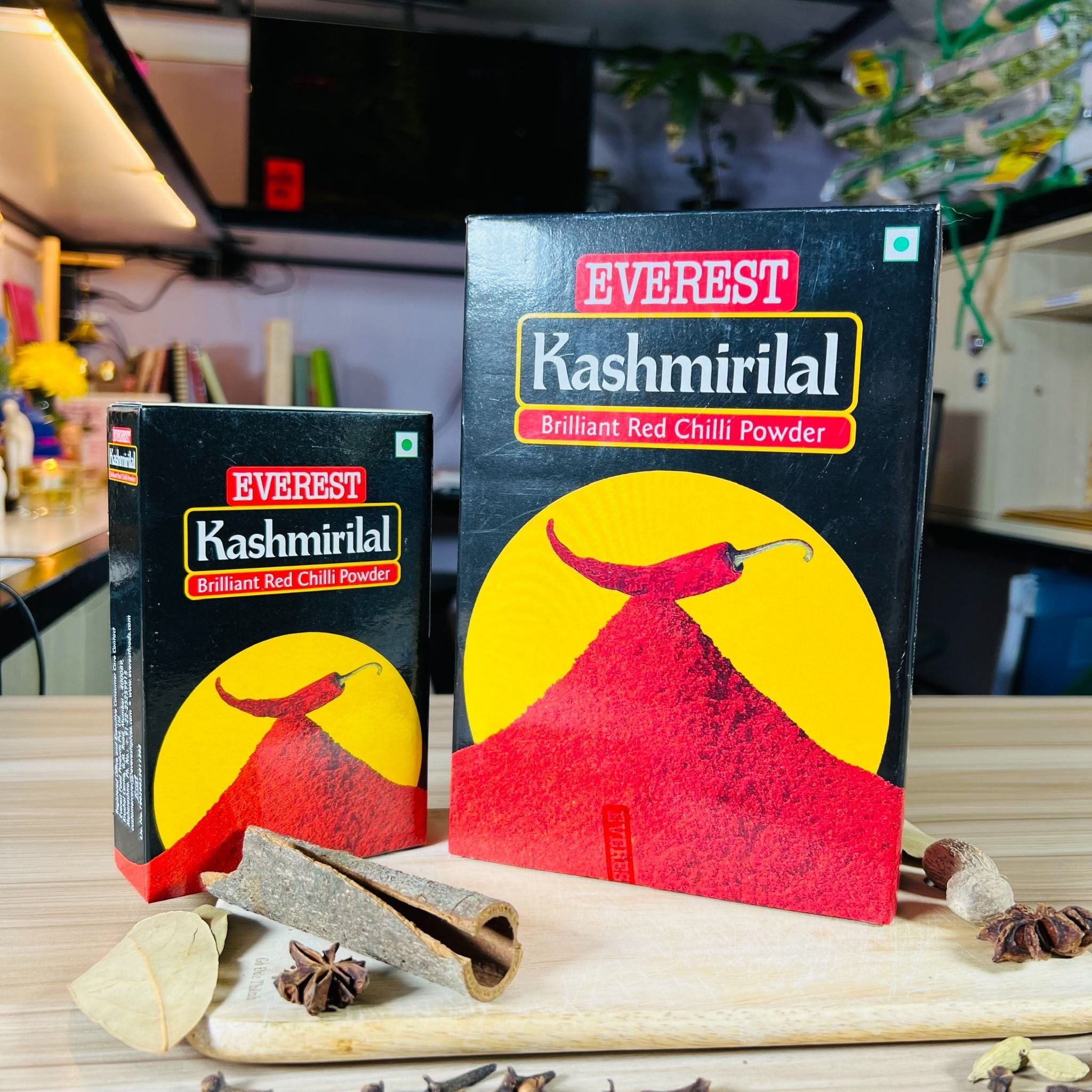 bot-ot-everest-kashmirilal-brilliant-red-chilli-powder