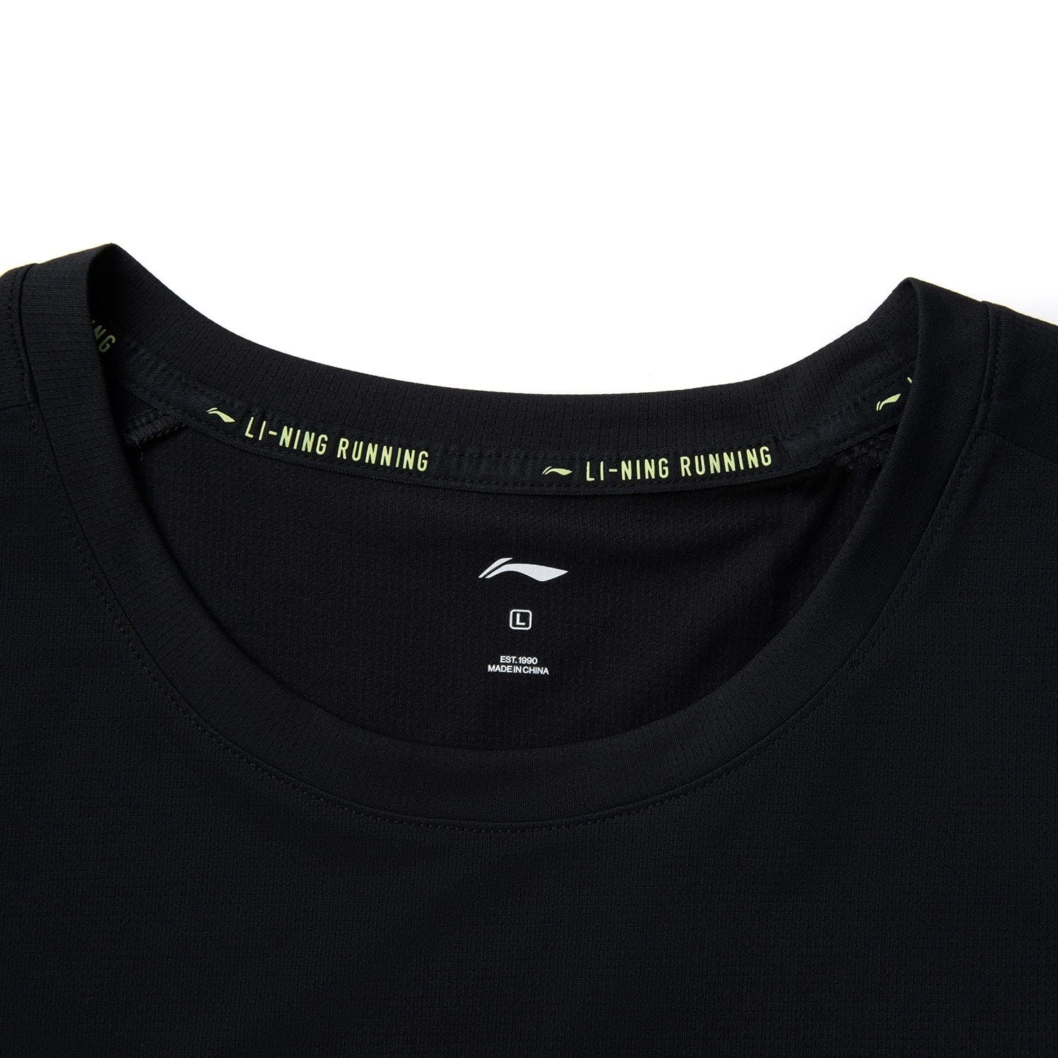 Áo T-shirt Nam ATSV083-1V