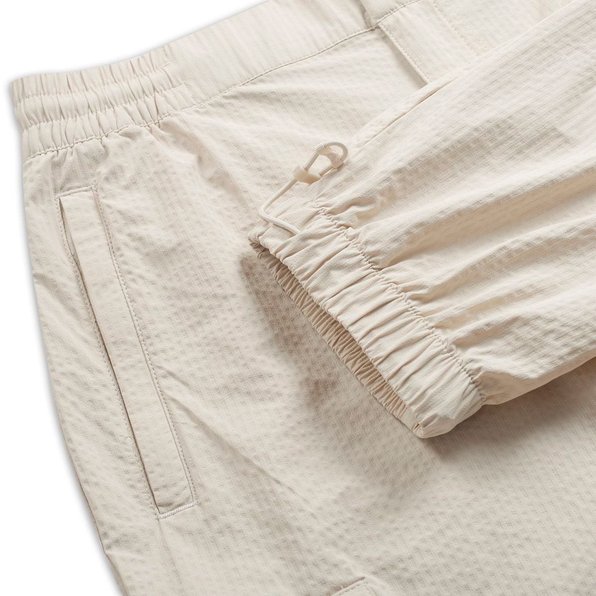 Quần gió Nam AKXU081-4V