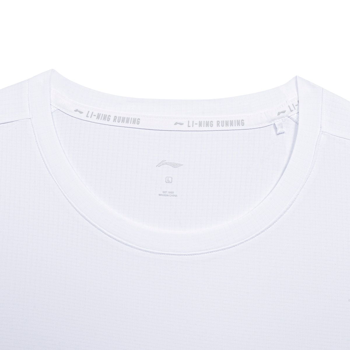 Áo T-shirt Nam ATSV721-2V