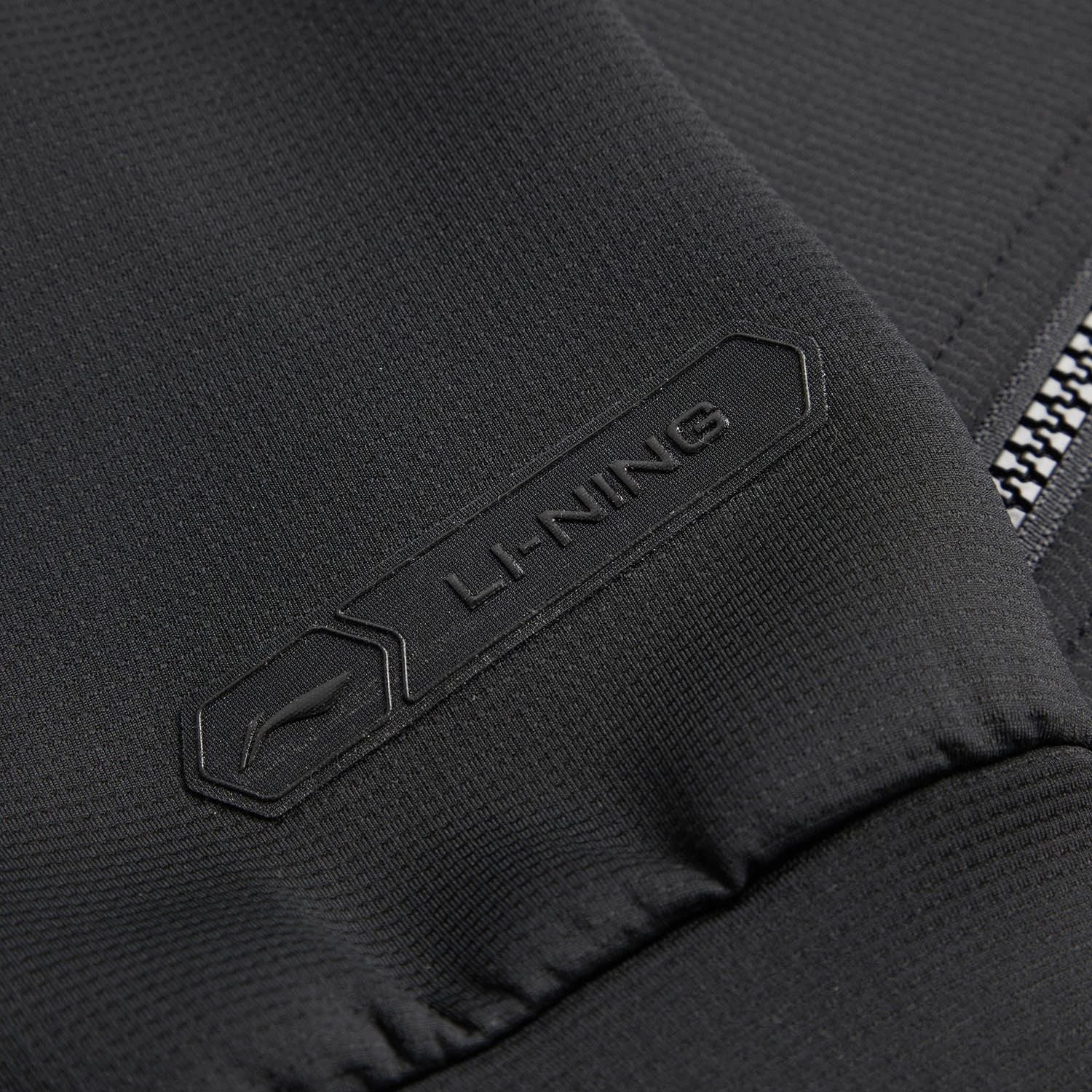 Áo nỉ Nam AWDU867-1V