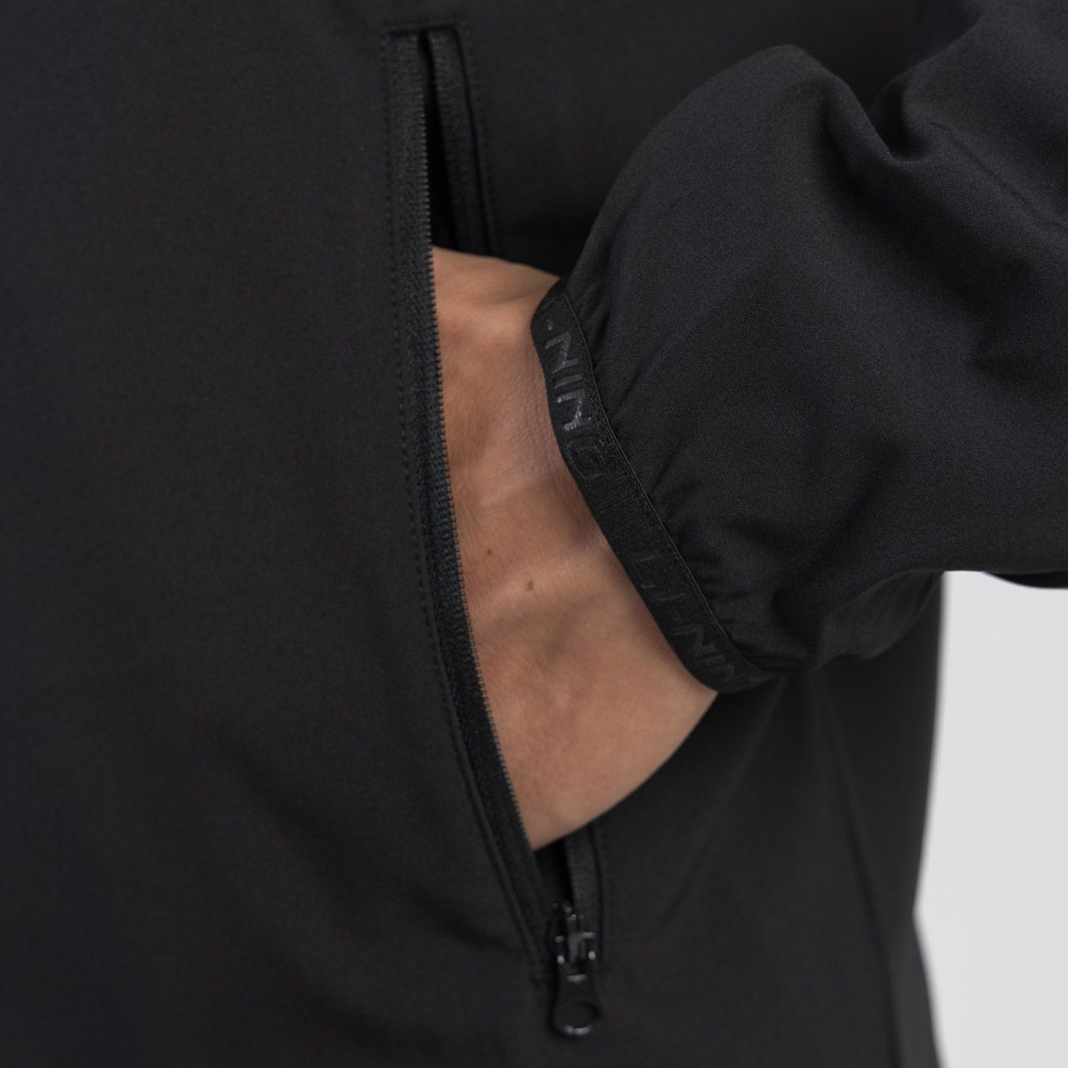 Áo gió Nam AFDU465-1V