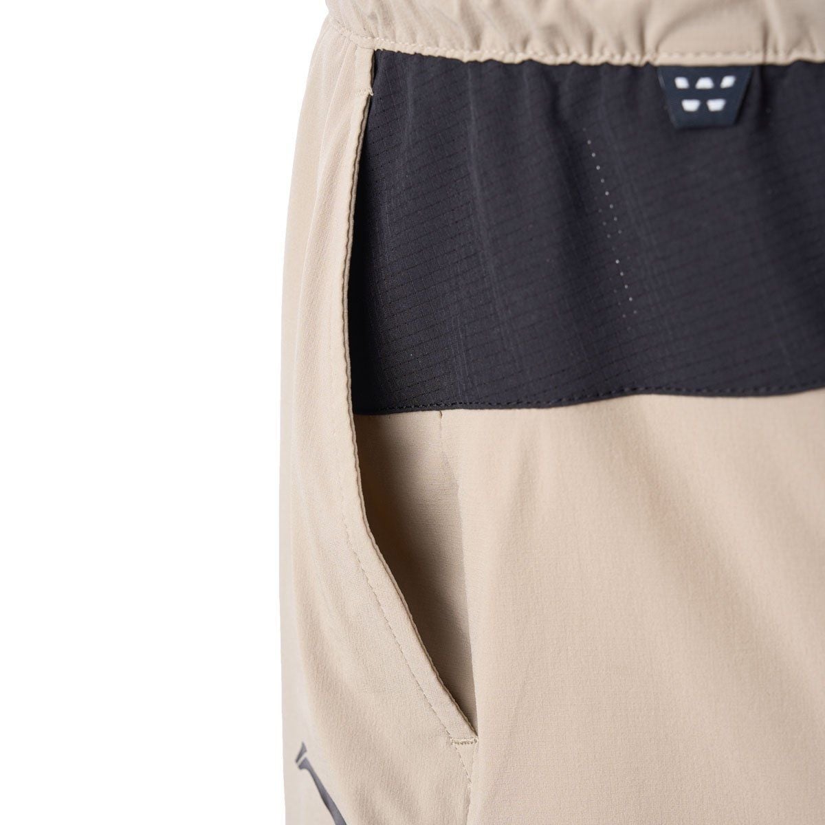 Quần short Nam AKSV011-6V