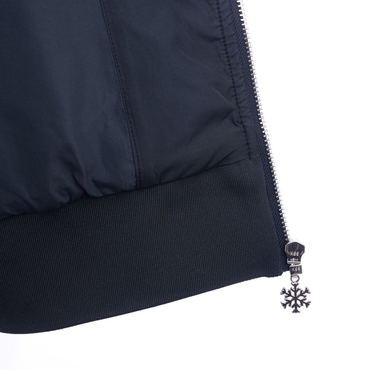 Áo lông vũ Nữ AYMU574-2V