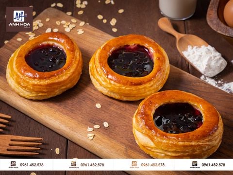 NGÀN LỚP VIỆT QUẤT - BLUEBERRY PUFF PASTRY PIES