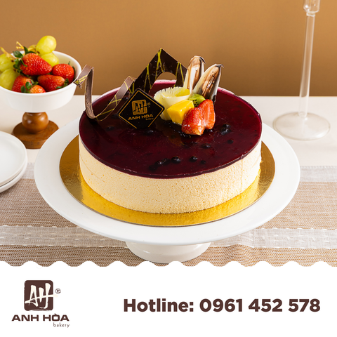 Blueberry Yogurt & White chocolate Mousse Cake