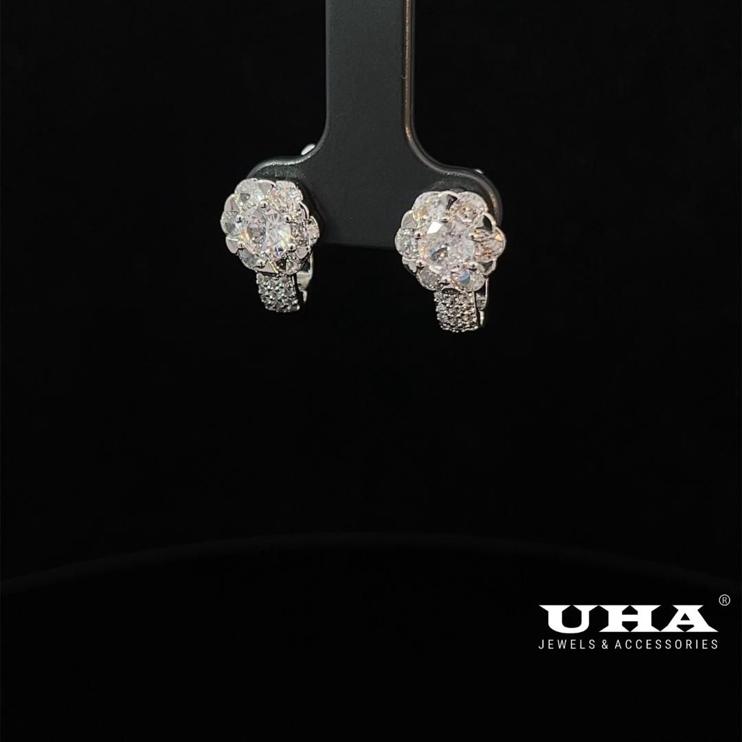 B1434 Bông tai nữ đính đá CZ cao cấp sáng lấp lánh UHA