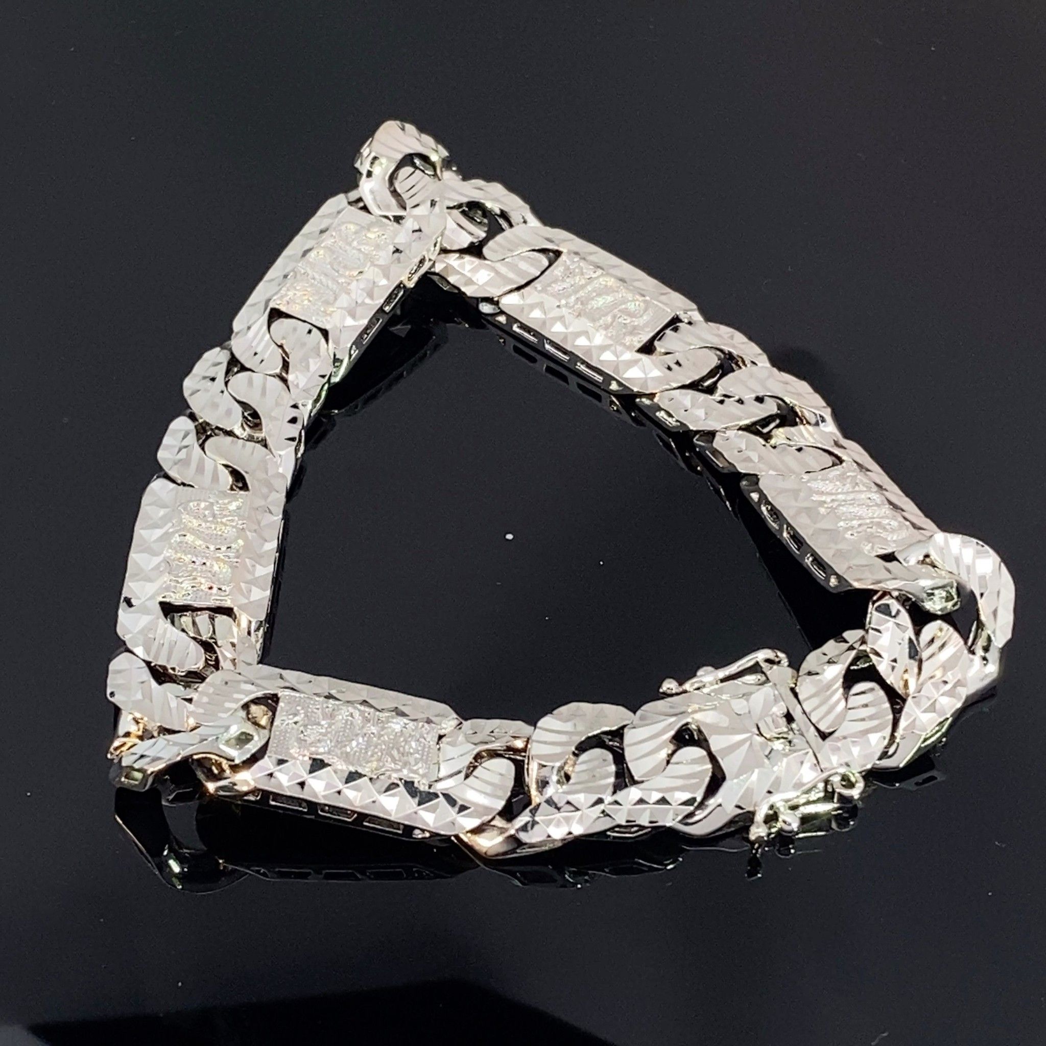 L591 Lắc tay unisex thiết kế cao cấp UHA