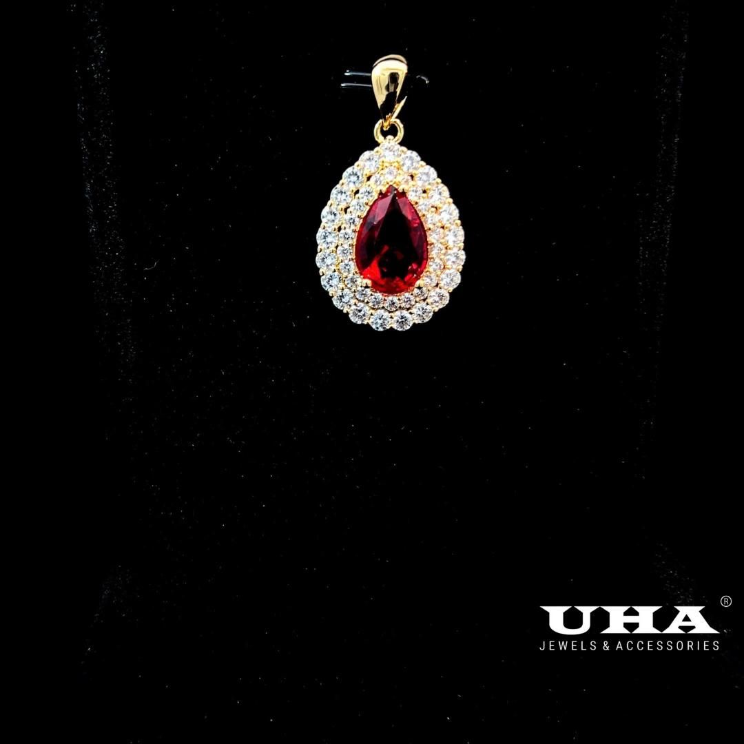 M1628 Mặt và dây chuyền đính đá màu phong thủy thiết kế sang trọng UHA Women Trang Sức Jewelry