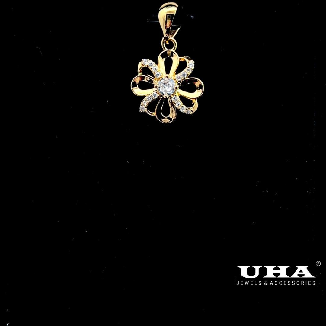 M1658 Mặt và dây chuyền nữ thiết kế kiểu hoa, đính đá sáng lấp lánh UHA Women