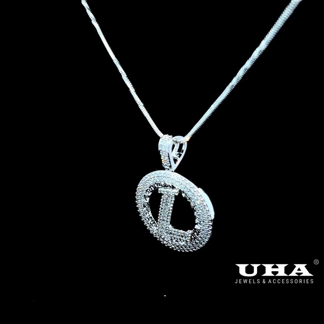 M1440 Mặt dây chuyền nữ chữ L đính đá bagutte cao cấp sáng lấp lánh UHA Women