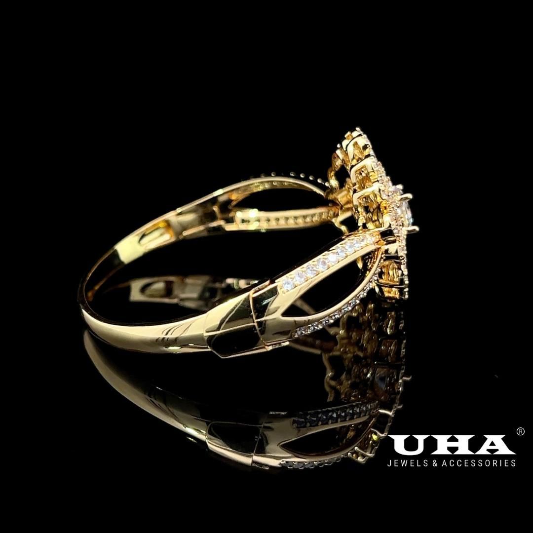 V579 Vòng tay nữ đính đá CZ thiết kế tinh tế trẻ trung nhẹ nhàng UHA