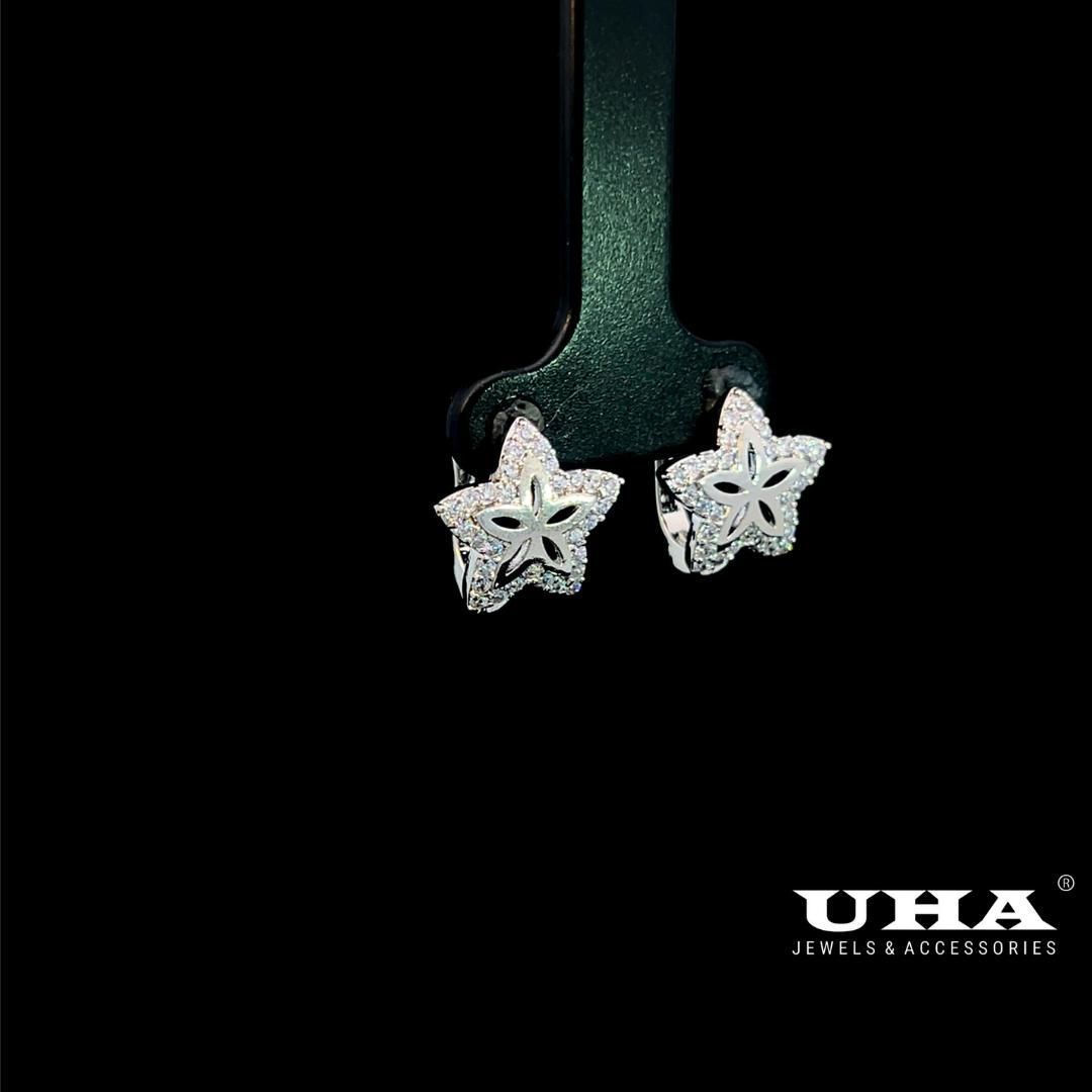 B1641 Bông tai nữ thiết kế kiểu ngôi sao 5 cánh đính đá sáng lấp lánh -TẶNG KÈM HỘP Women Hoa Tai