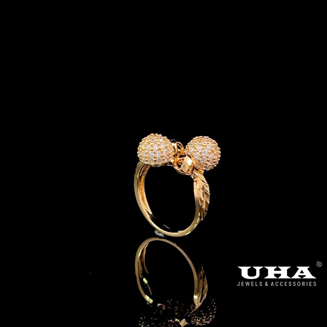 N595 Nhẫn nữ trái châu chạm khắc tinh tế đơn giản trẻ trung UHA Women