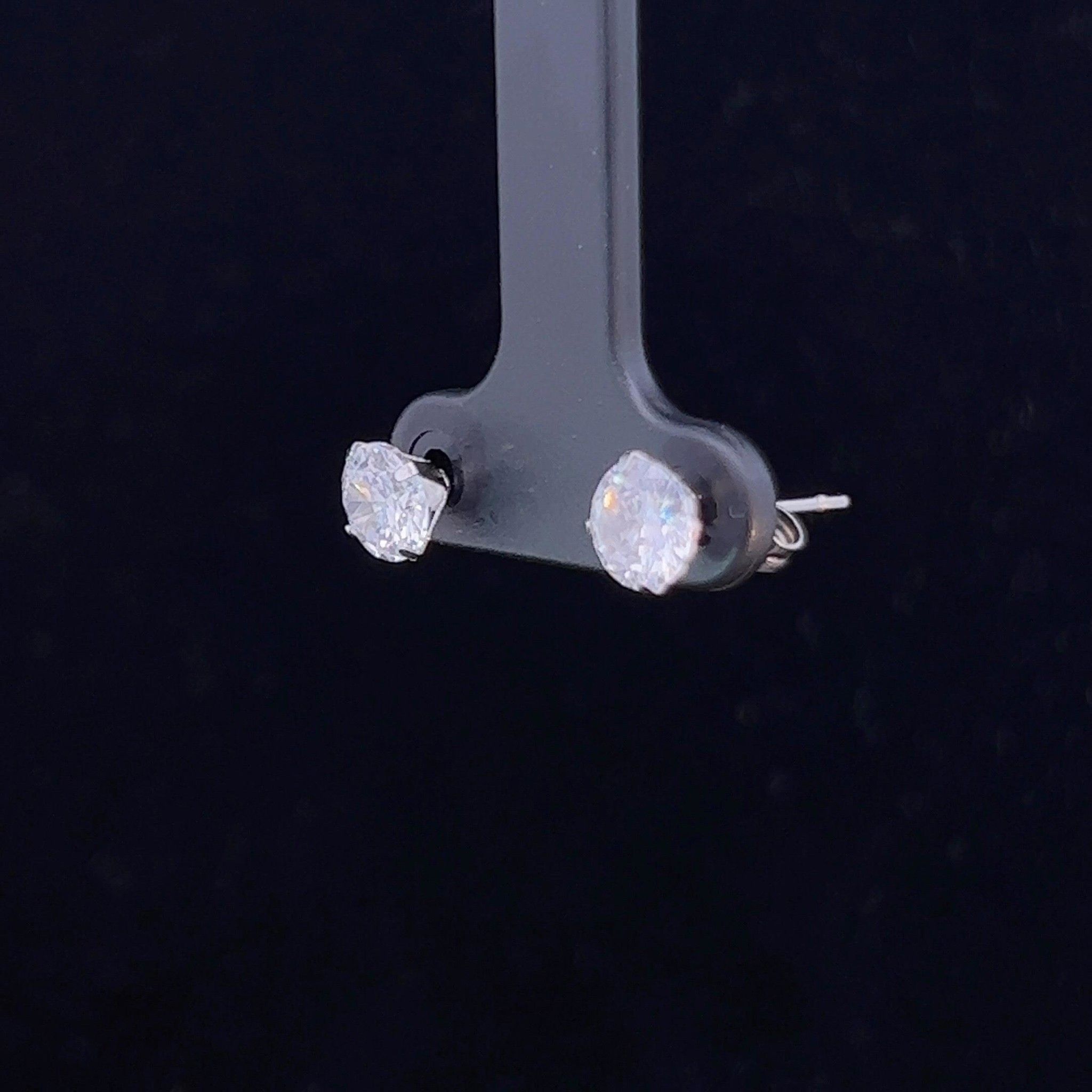 BVD Bông tai nụ đá CZ cao cấp Hoa Tai Khuyên Tai Women Khuyên Tai ( BÔNG INOX)